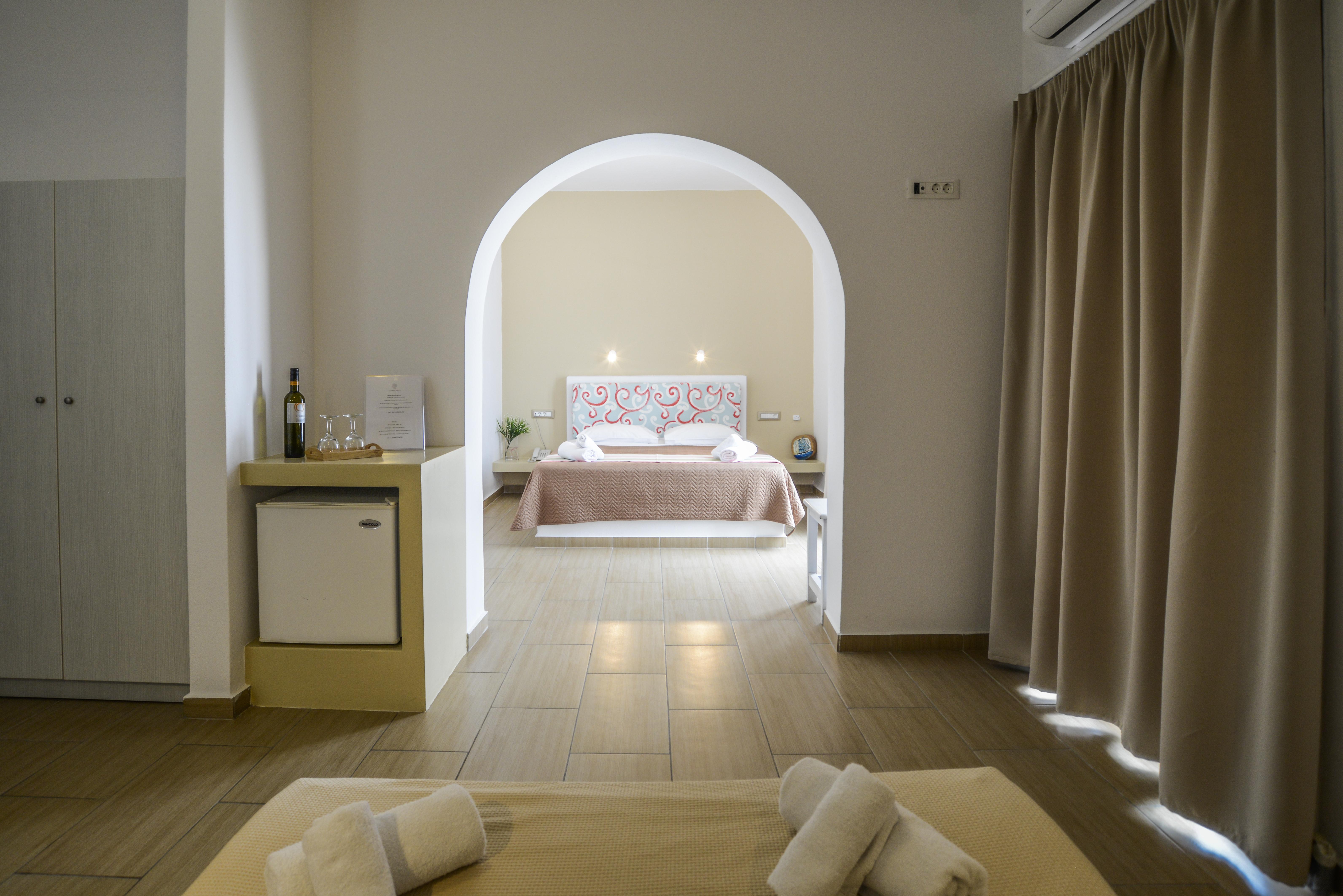 Omiros Hotel Mesaria Exteriér fotografie