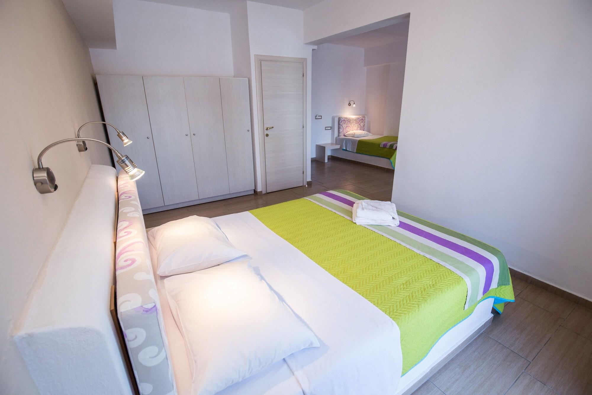 Omiros Hotel Mesaria Exteriér fotografie